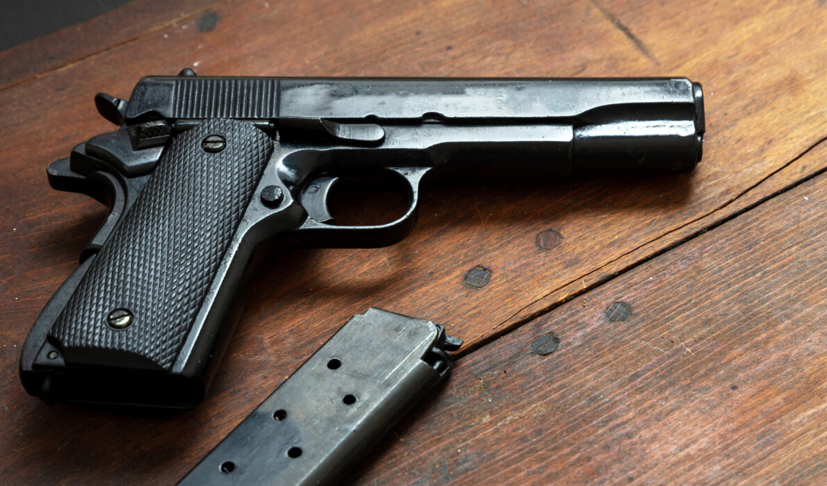 Autodéfense : le pistolet d'alarme, une bonne idée