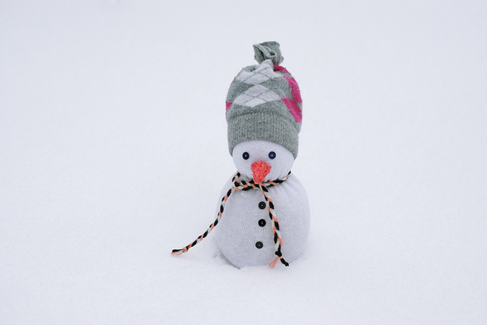 Bonhomme Bonhomme Que Savez Vous Faire Bonhomme de neige en chaussette : comment faire ce DIY de Noël