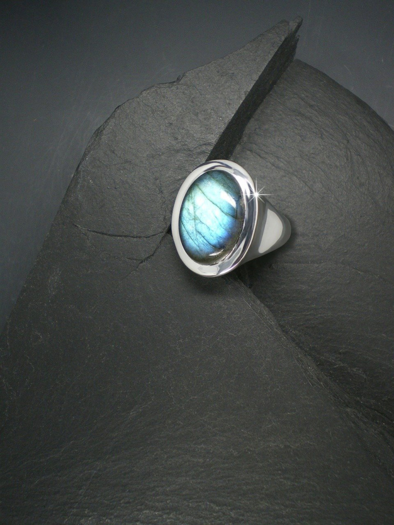 La labradorite