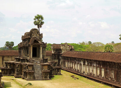 à Cambodge