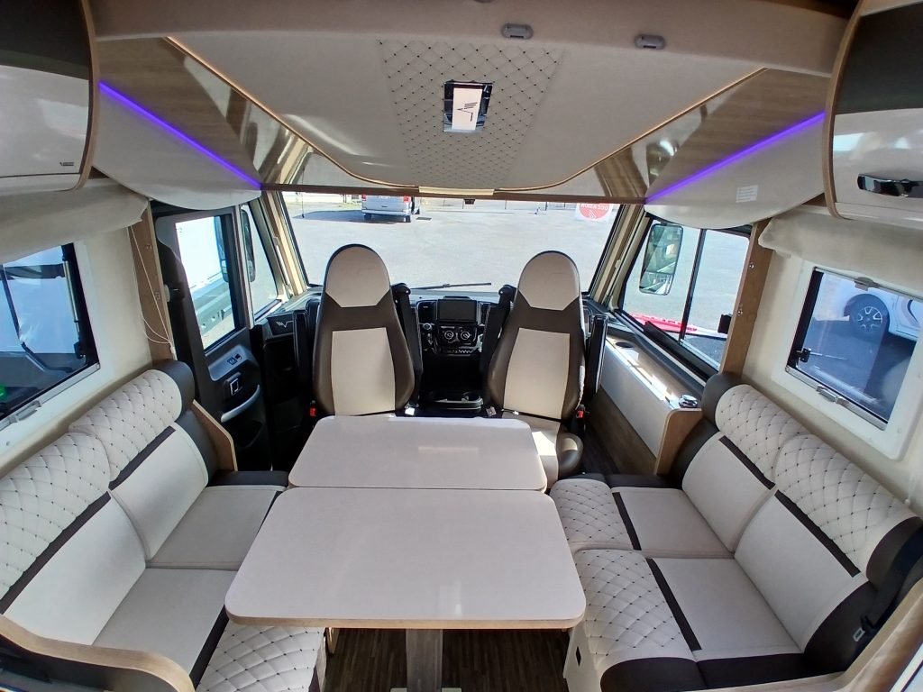 Intérieur d'un camping-car