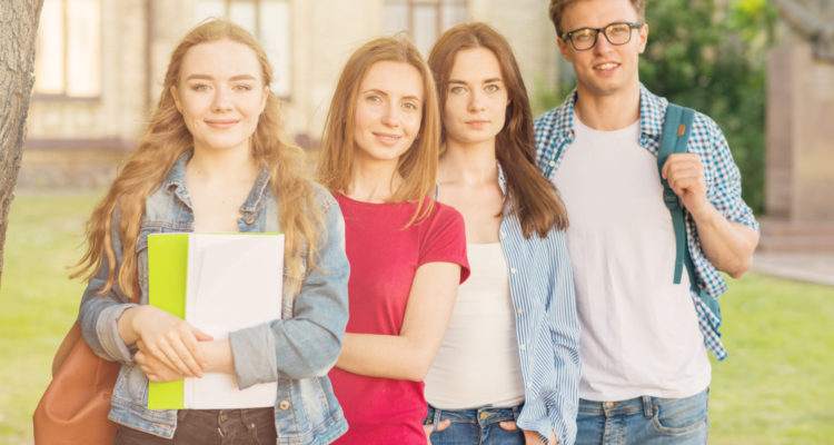 étudiants en alternance