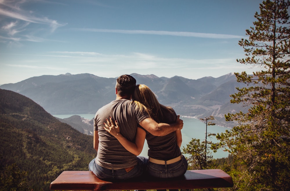 faire tomber quelqu’un amoureux