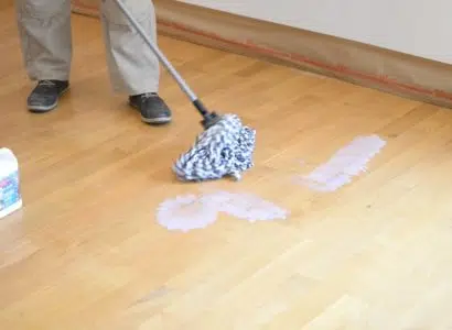Nettoyer et entretenir un parquet