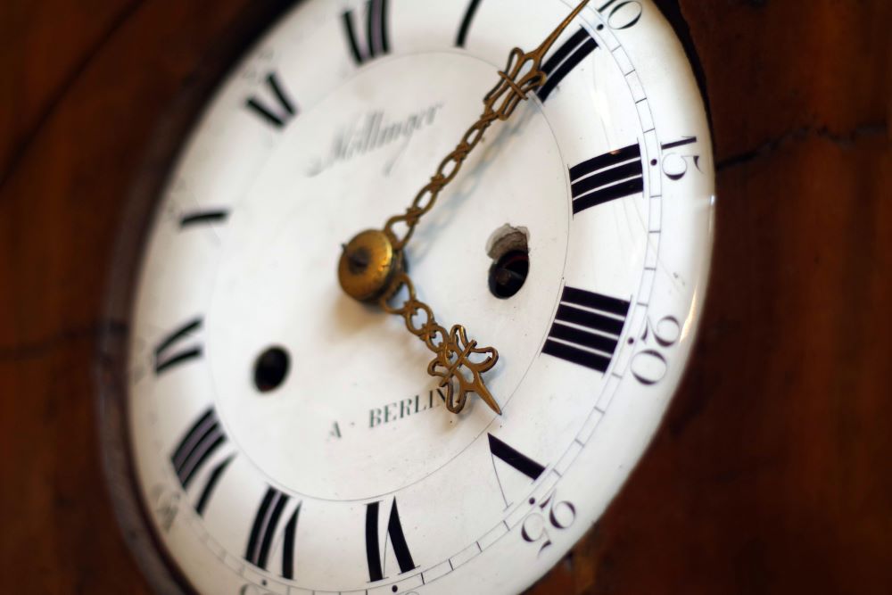 Que Signifie Les Heure Miroire Heure miroir 16:16 : qu'est-ce que cela signifie les heures miroir