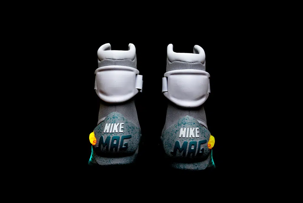 sneakers nike