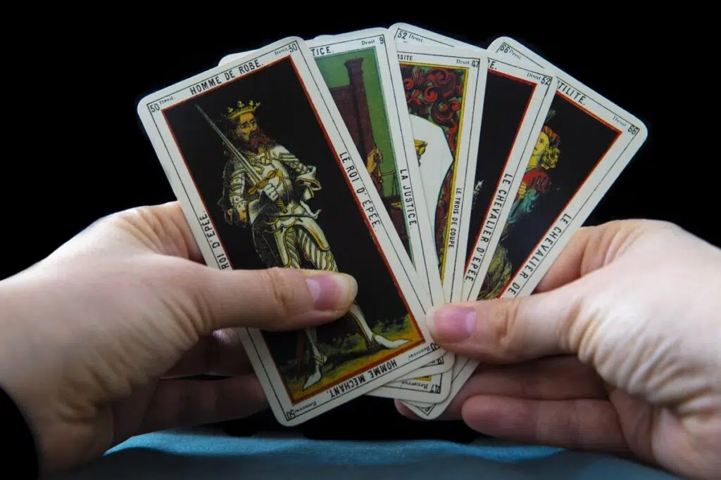 tarot gratuit