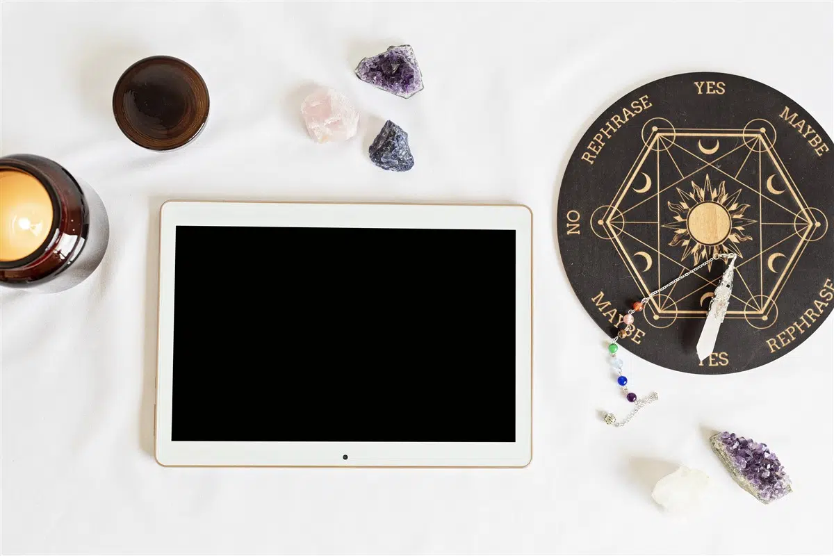 tendances et innovations sur la voyance