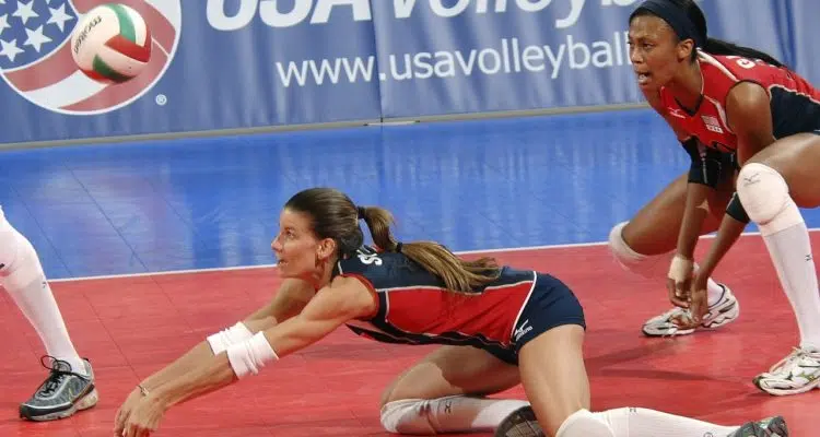 Volley ball chute